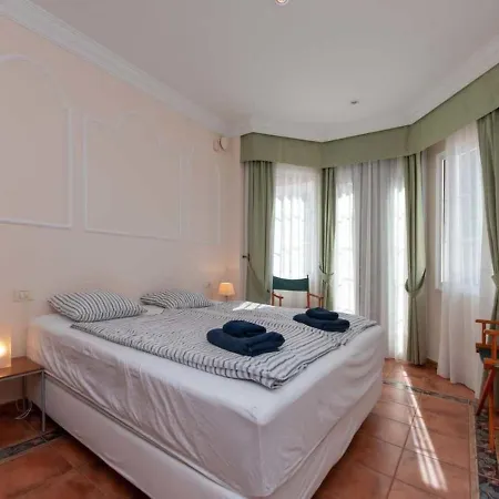 Сasa de vacaciones San Eugenio - A48700 Costa Adeje (Tenerife)